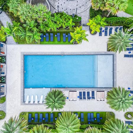 Amazing 2 Bedroom Unit In Doral Miami With Free Parking ハイアリーヤ・ガーデンズ エクステリア 写真
