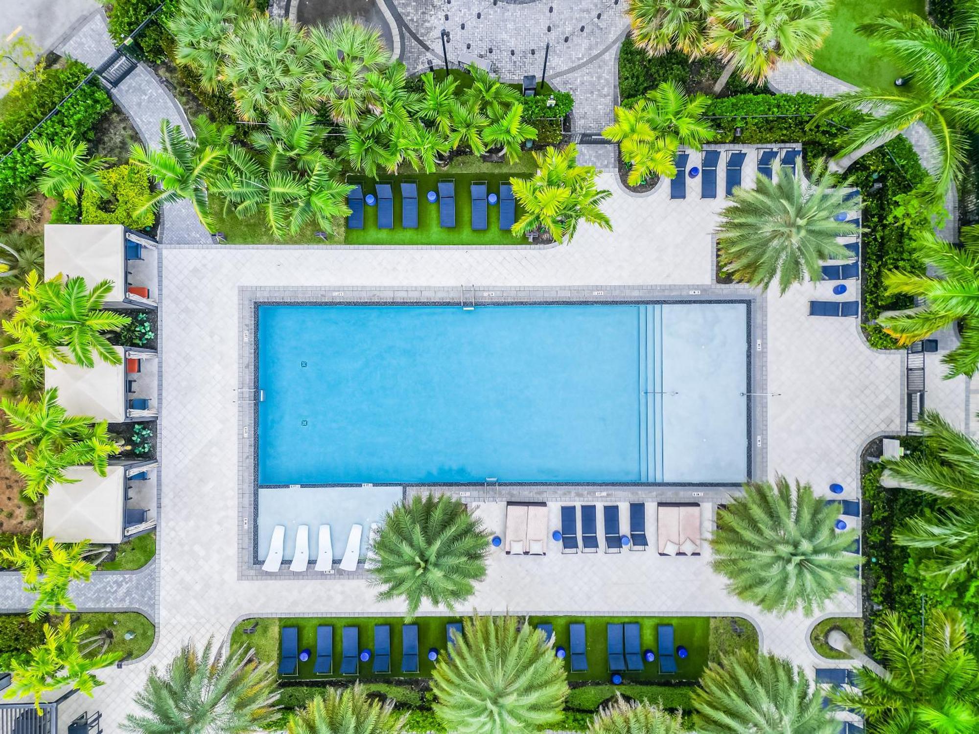 Amazing 2 Bedroom Unit In Doral Miami With Free Parking ハイアリーヤ・ガーデンズ エクステリア 写真