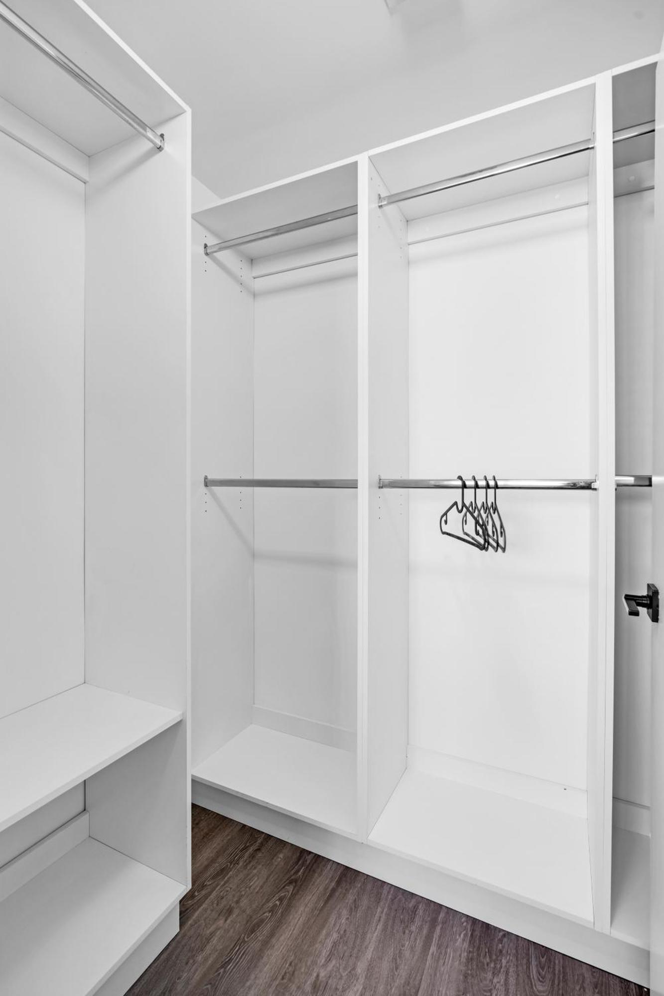 Amazing 2 Bedroom Unit In Doral Miami With Free Parking ハイアリーヤ・ガーデンズ エクステリア 写真